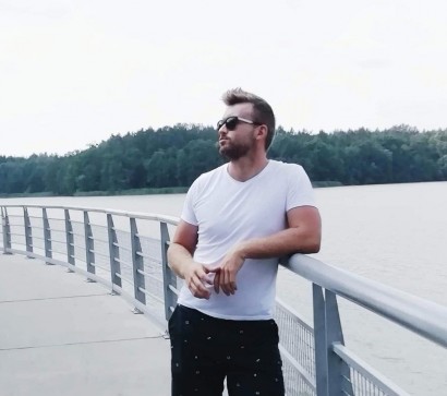 Aleko, 29, Sweden