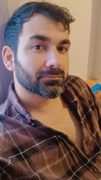 Mus, 34, India
