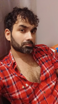 Mus, 34, India