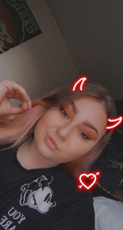 Kaci, 22, United Kingdom
