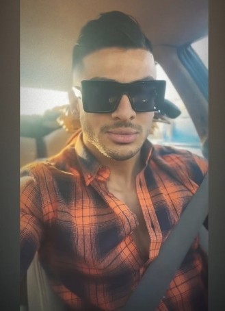 Romaan, 31, India