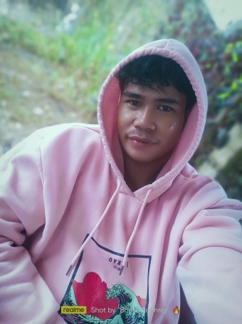 James Daniel, 25, Philippines