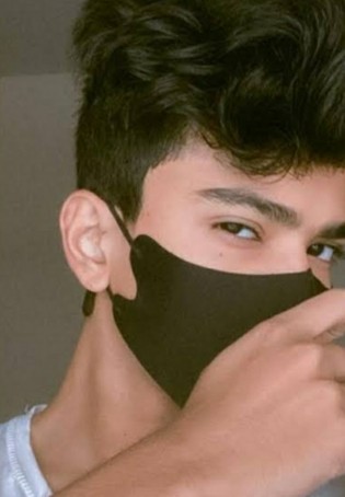 Habbi, 18, India