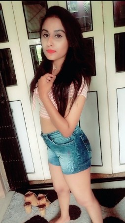 Tanya, 21, India