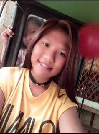 Joanna Mae, 20, Philippines