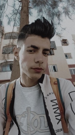 Nasro, 19
