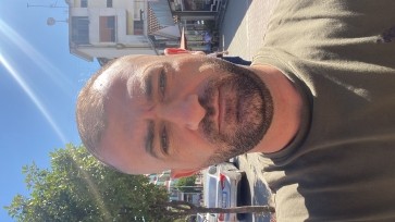 Klod Tema, 35, United Kingdom