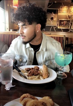 Nate, 23, United States