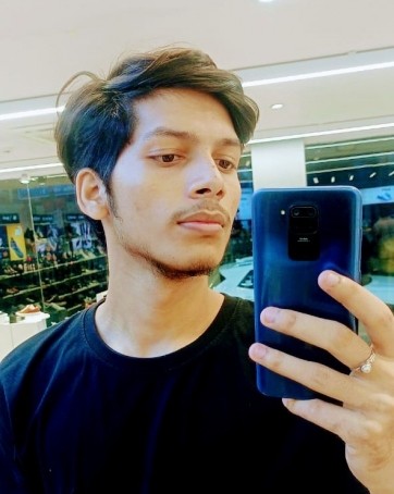 Akshay , 22, India