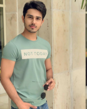 Aarav, 30, India