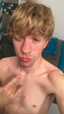Ethan, 18, United States