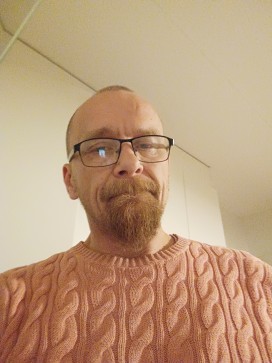 Costa, 35, Finland
