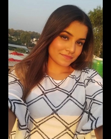 Divya, 25, India