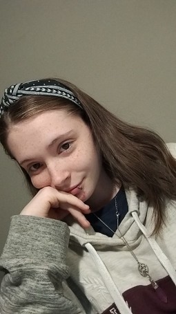 Elizabeth, 18, United States