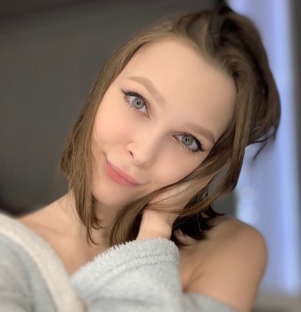 Nina18, 18, Australia