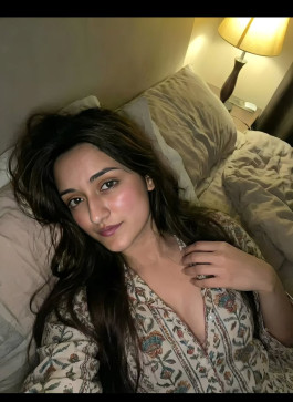 Akanksha , 19, India
