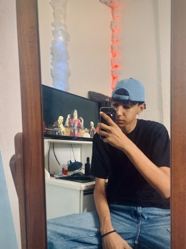 Yassinnnnn, 18, Tunisia