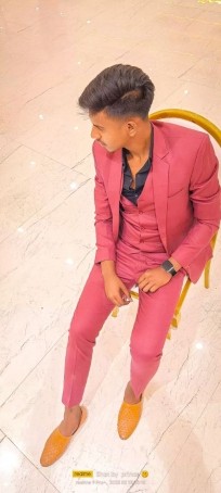 Ur Crush, 18, India