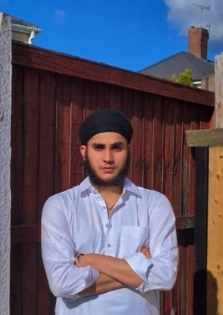 Pahulpreet, 18, United Kingdom