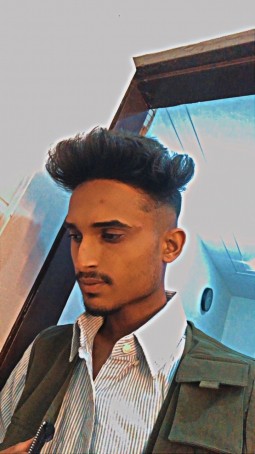 Male India Avvie, 19, India