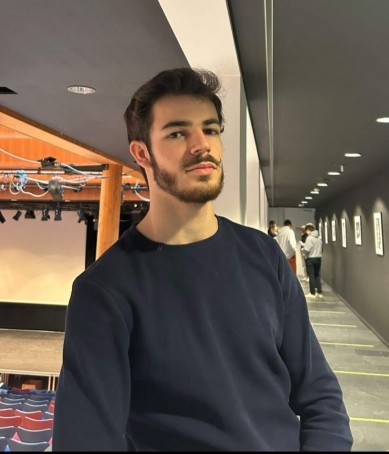 Luca, 19, Luxembourg