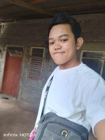 Shadower_Lito, 18, Philippines