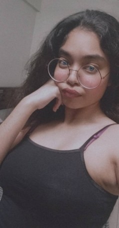 Sakshi, 19, India