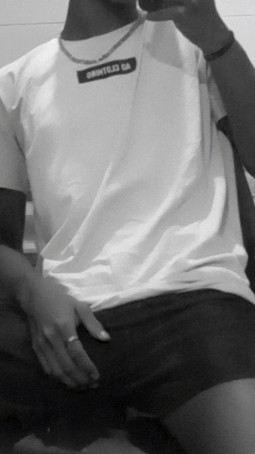 Geren Geirdo, 18, Philippines