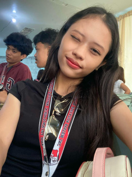 Dewi Hemiko , 18, Philippines