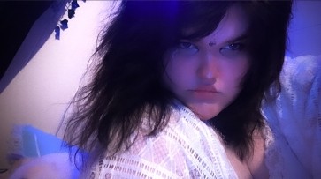 Elizabeth, 18, United States