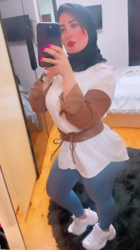 Radwa, 38, Egypt
