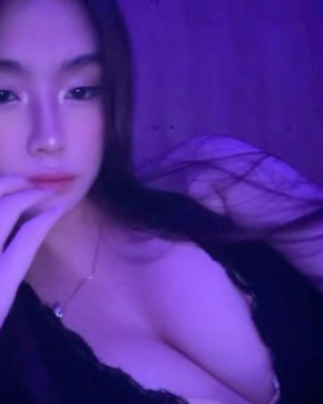 Mika, 19, Philippines