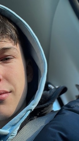 Mika_m, 18, Germany