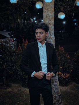 Yos, 21, Philippines