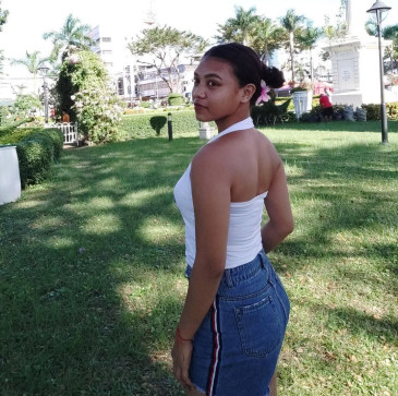 Mj, 18, Philippines