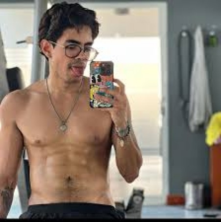 RAUL69, 24, Spain