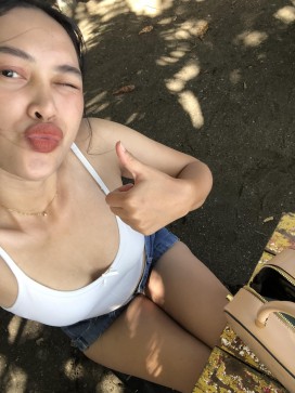Kishie Kobie, 20, Philippines
