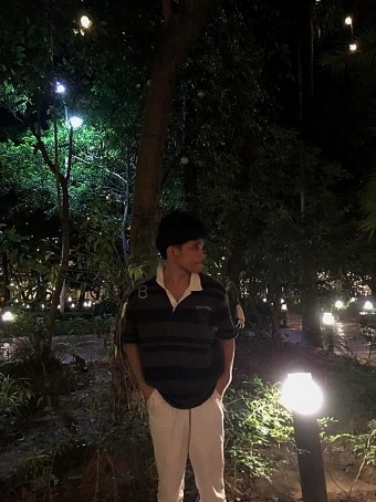 Drake , 18, Philippines