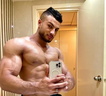 Antonio, 38
