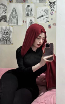 Sama, 25, United Kingdom