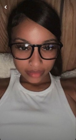 Julie, 19, United States