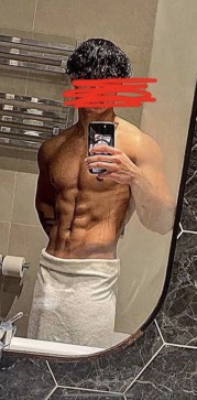 Alex, 18, United States