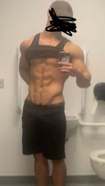 Alex, 18, United States