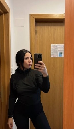 Estella, 25, United States