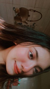 Snow, 19, Panama