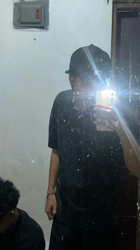Eleanor, 19, Japan