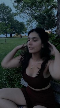 Valen, 19, Canada