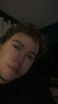 Ri, 27, Canada