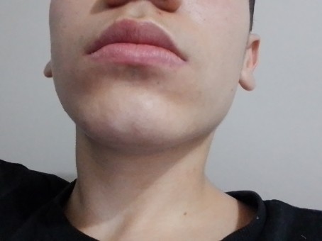 Kaya, 21, Turkey
