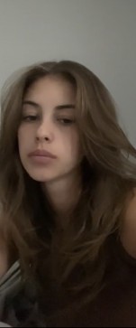 Maggie, 18, United States